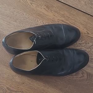 Oxford dress shoes